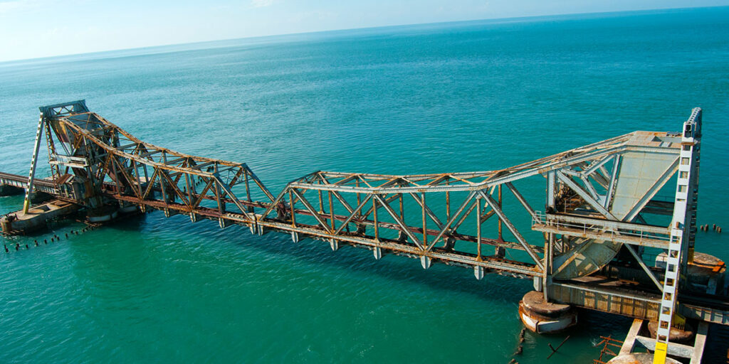 Madurai to Rameswaram Taxi at Pamban Bridge